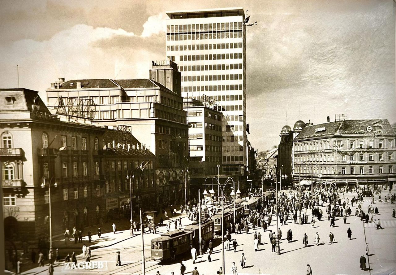 Trg Republike (današnji Trg bana Jelačića) 1963. godine